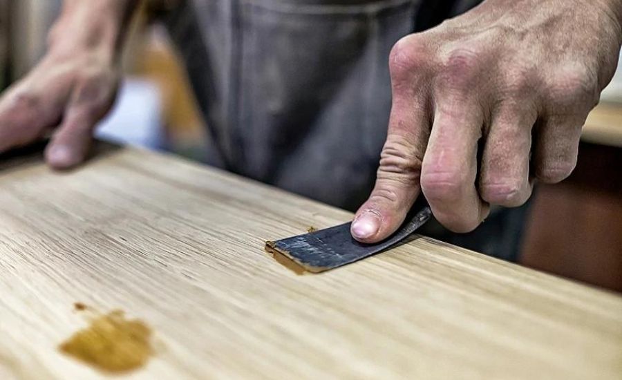 How To Fill Cracks In Wood Before Painting Top 6 Best Steps